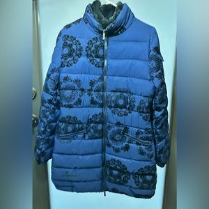 Desigual Navy Blue Puffer Jacket with Black Floral Embroidery/Fur Size 40
